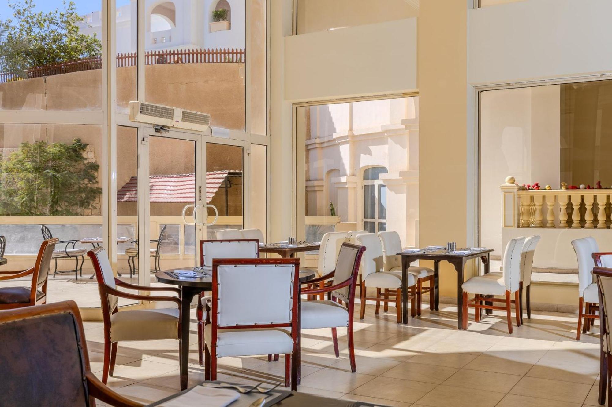 Continental Plaza Beach Resort Sharm el-Sheikh Exteriör bild